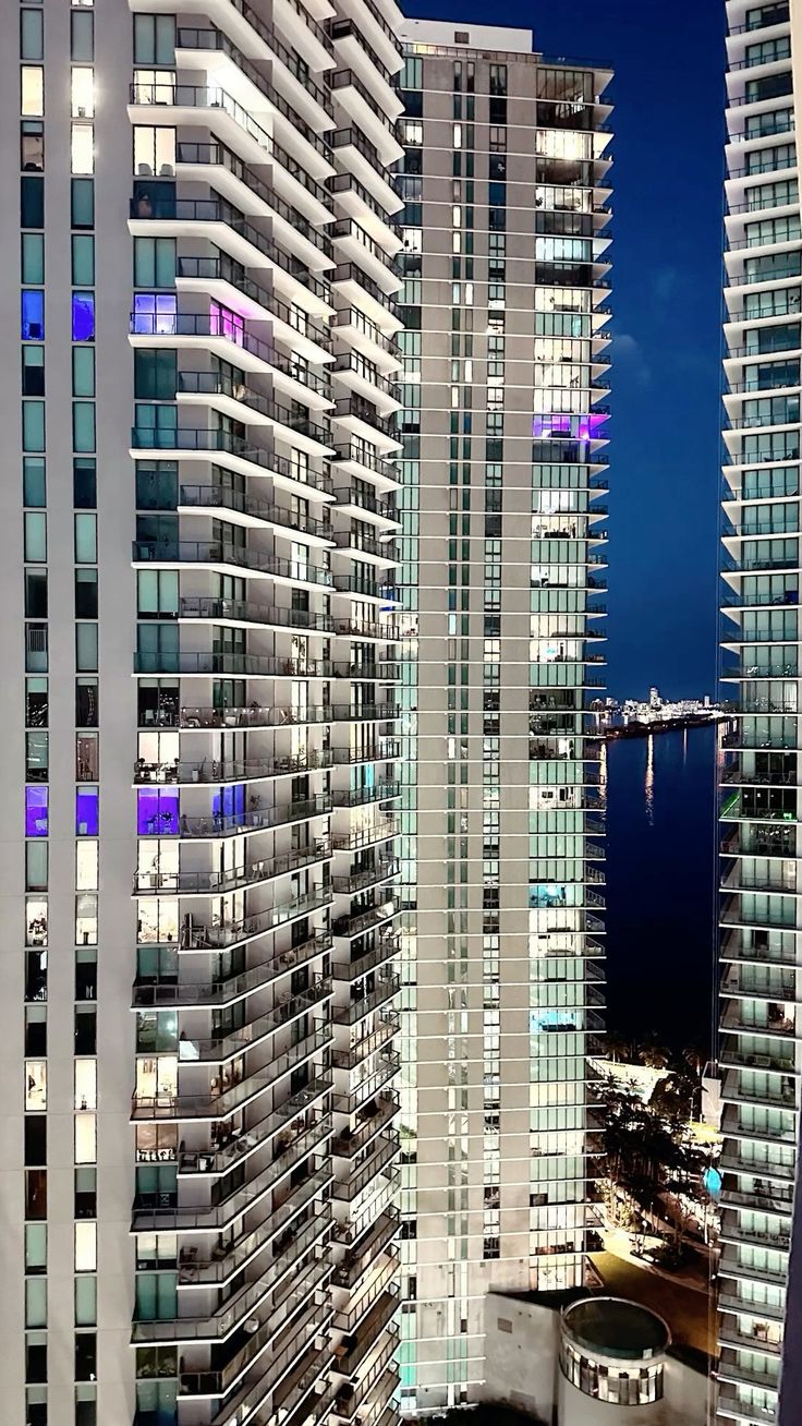APPI LUXURY LUJO MIAMI CONDOMINIOS